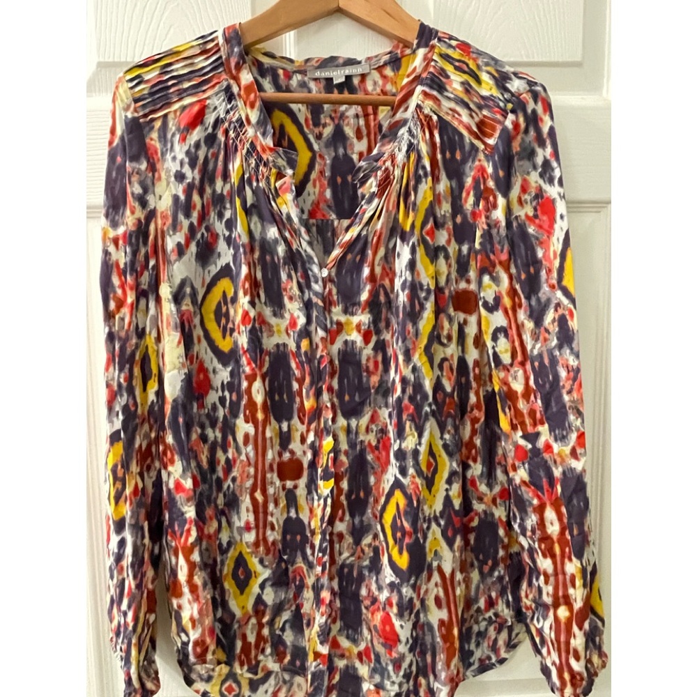 Daniel Rainn tunic button down shirt